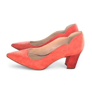 Coral Suede Pointed Toe Mid Heel Pumps